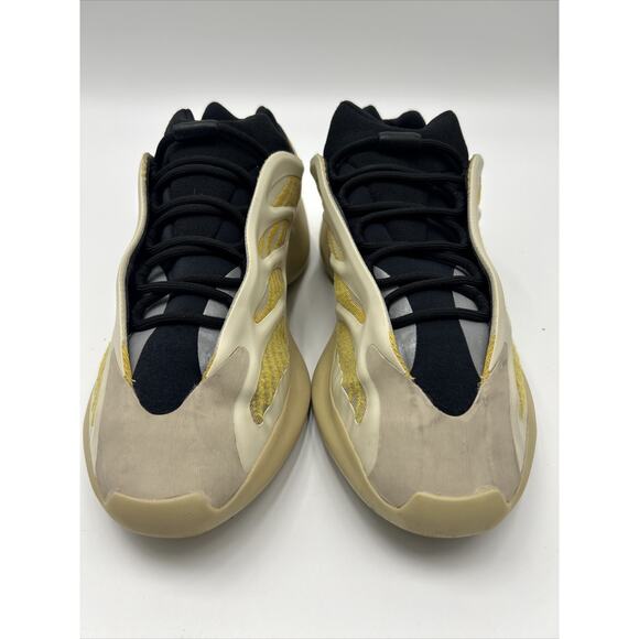 Adidas Yeezy 700 V3 Safflower Men’s Size 12 Athletic Shoes main image 7